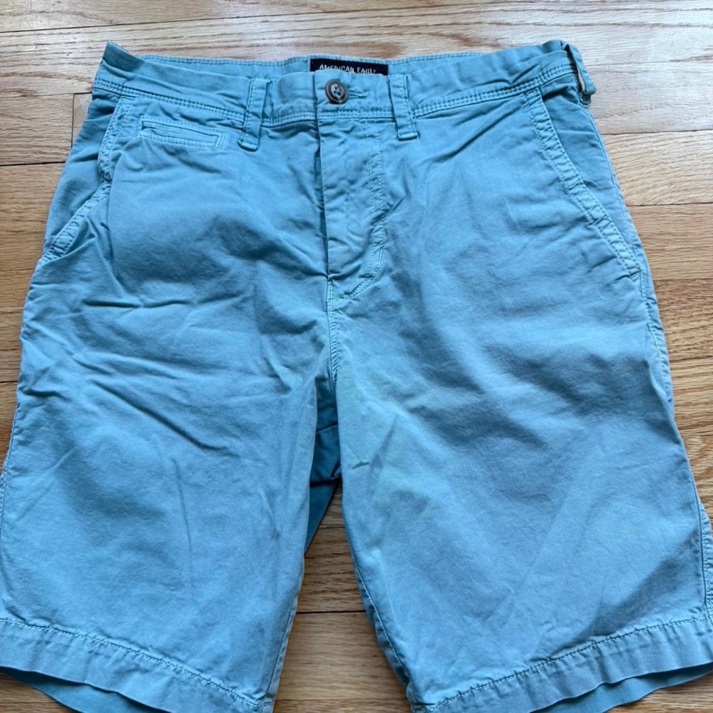 American Eagle Outfitters Men's Light Blue Chino Shorts- size 28